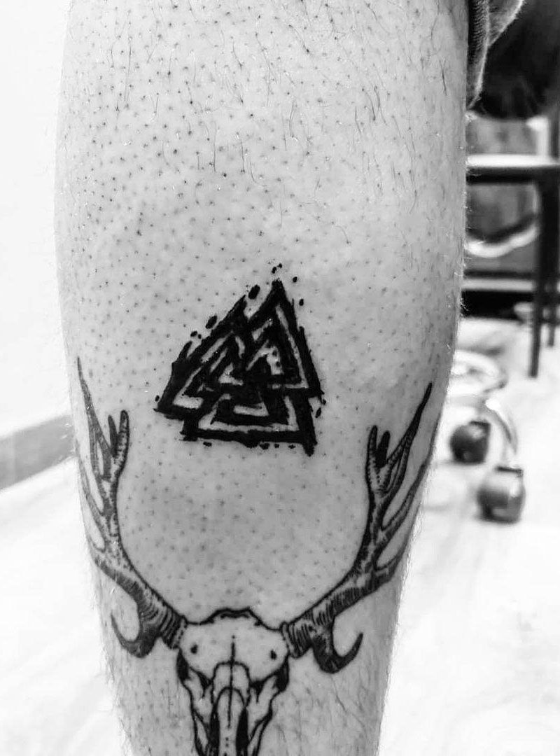 30 Pretty Valknut Tattoos to Inspire You