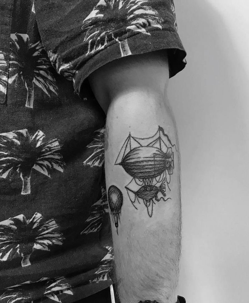 30 Pretty Airship Tattoos to Inspire You