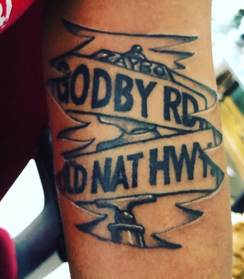 24 Pretty Street Sign Tattoos to Inspire You