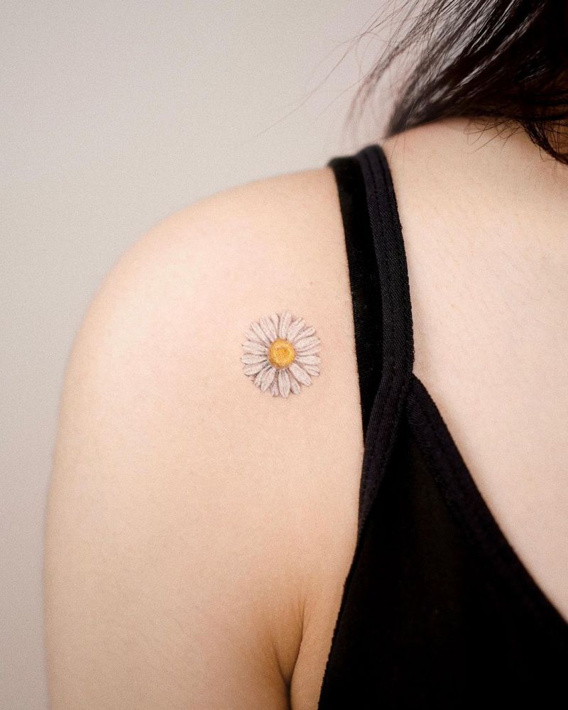 30 Pretty Daisy Tattoos You Will Love