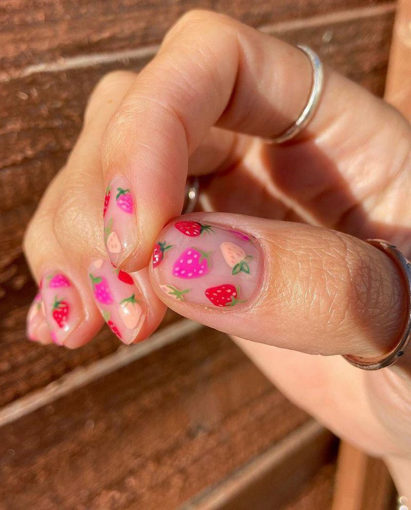 30 Trendy Strawberry Nails Make You Attractive