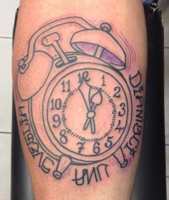 21 Perfect Alarm Clock Tattoos to Inspire You