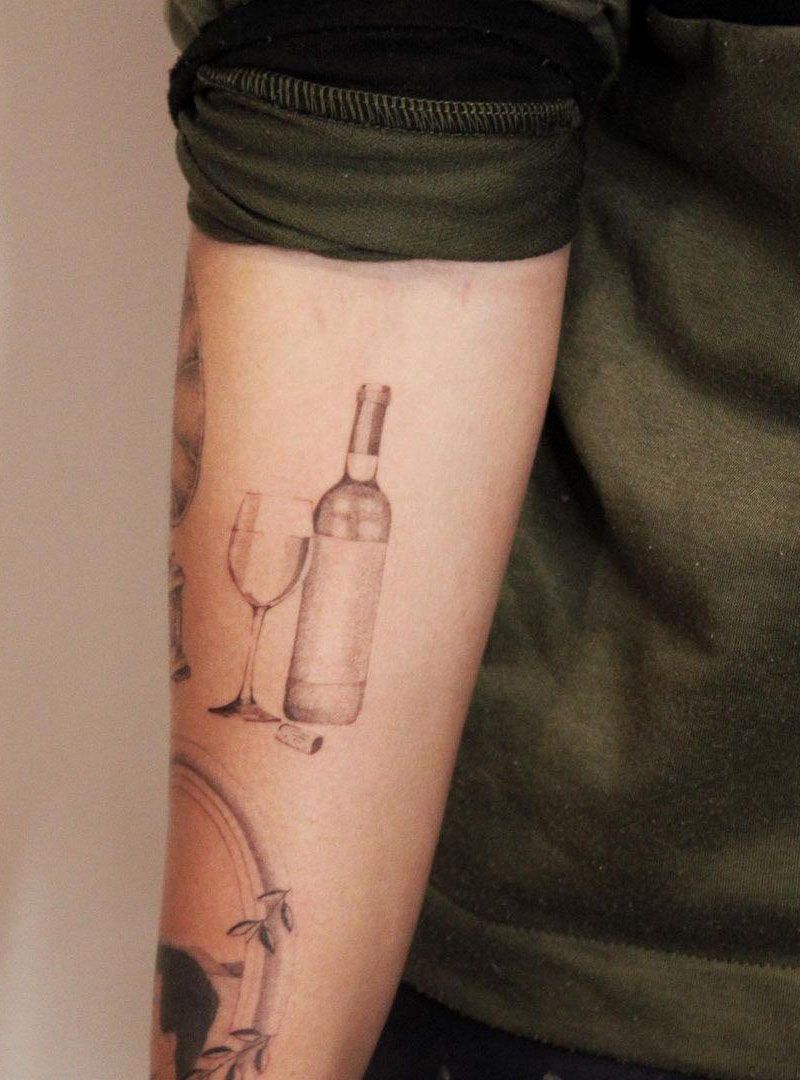 30 Pretty Wine Tattoos You Can Copy