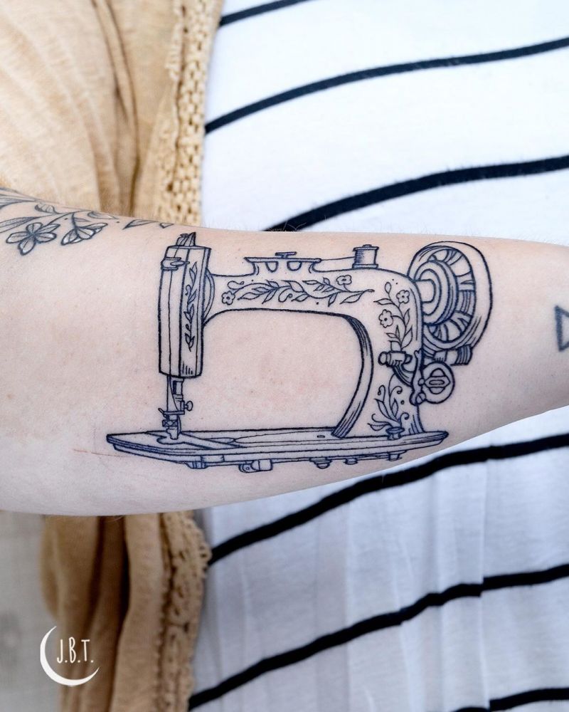 30 Pretty Sewing Machine Tattoos You Must Love