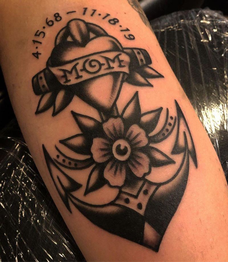 30 Pretty Mom Tattoos You Can Copy