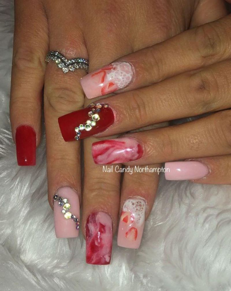 30 Trendy Strawberry Nails Make You Attractive