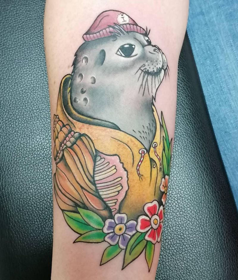 30 Pretty Seal Tattoos You Need to Copy