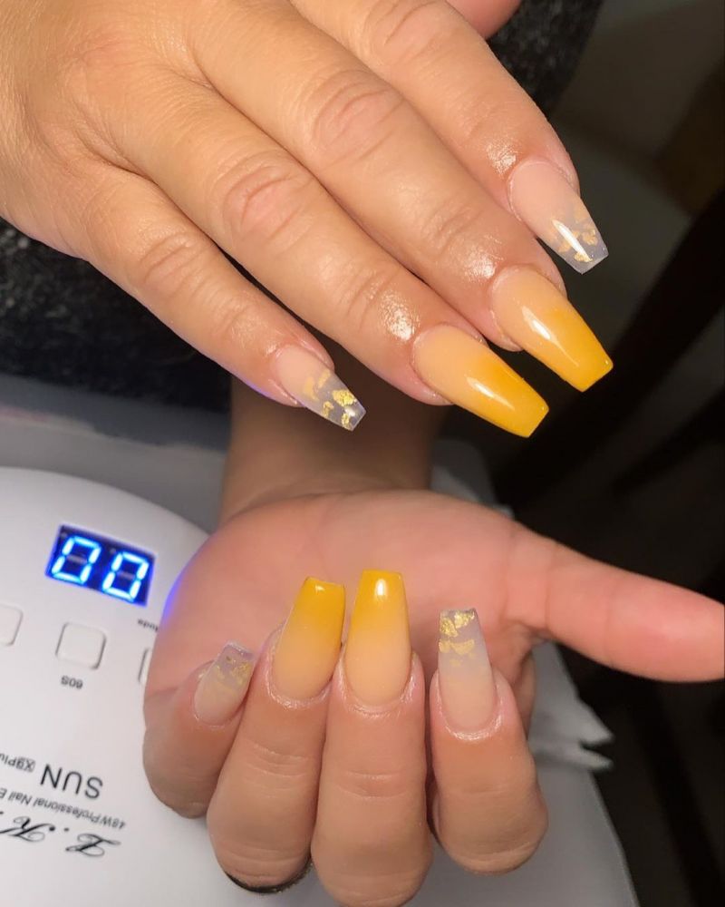 30 Trendy Yellow Ombre Nails You Must Love