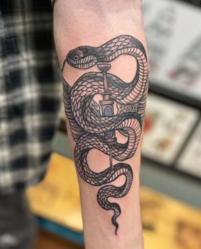 30 Pretty Syringe Tattoos You Will Love