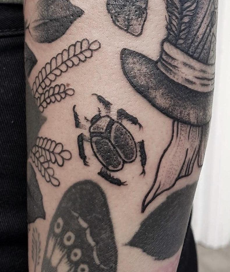 24 Pretty Dung Beetle Tattoos For Inspiration