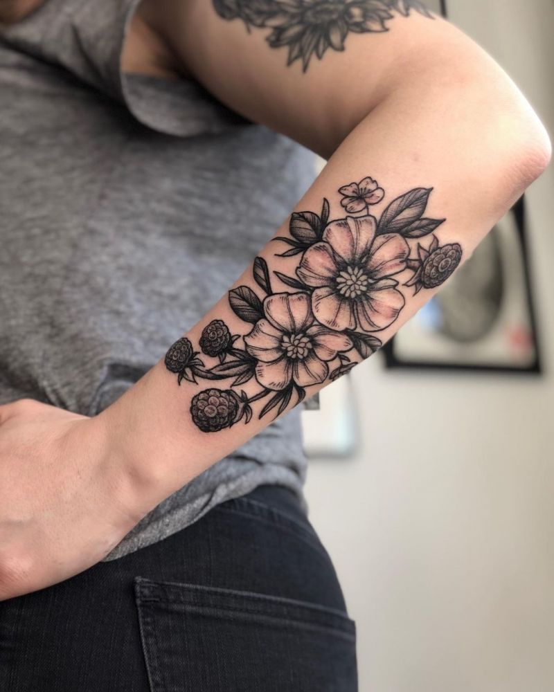 30 Pretty Blackberry Tattoos You Will Like