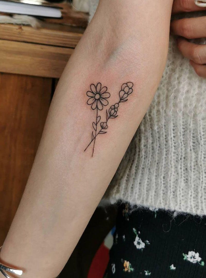 30 Pretty Daisy Tattoos You Will Love