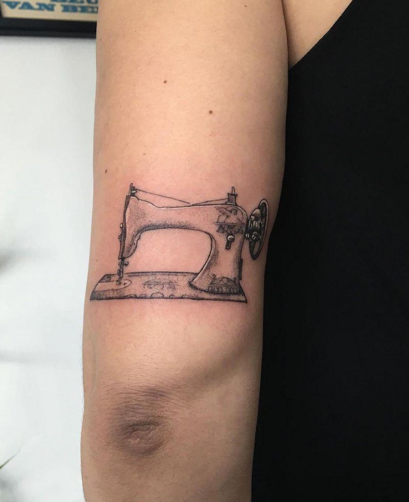 30 Pretty Sewing Machine Tattoos You Must Love