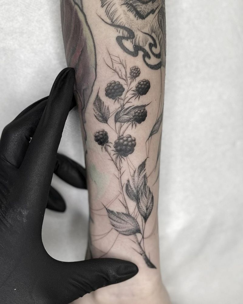 30 Pretty Blackberry Tattoos You Will Like