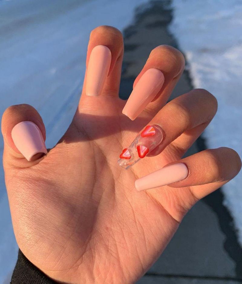 30 Trendy Strawberry Nails Make You Attractive