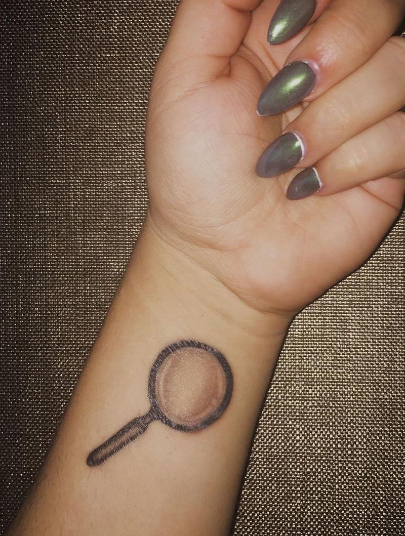 30 Perfect Magnifying Glass Tattoos Make You Attractive