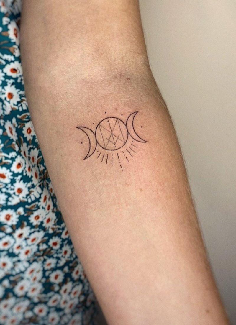 30 Pretty Pagan Tattoos You Must Love