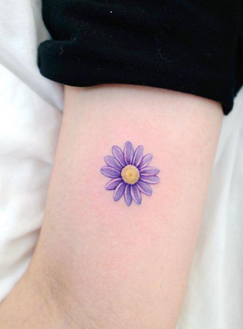 30 Pretty Daisy Tattoos You Will Love