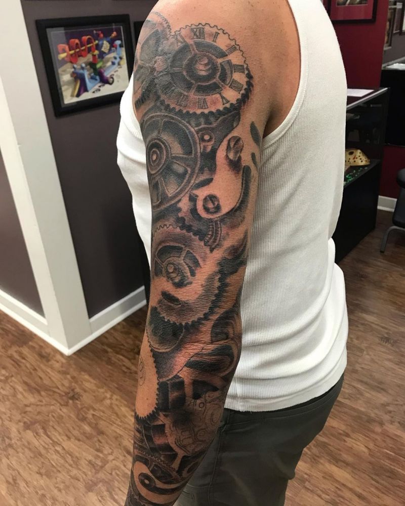 30 Pretty Gear Tattoos You Can Copy