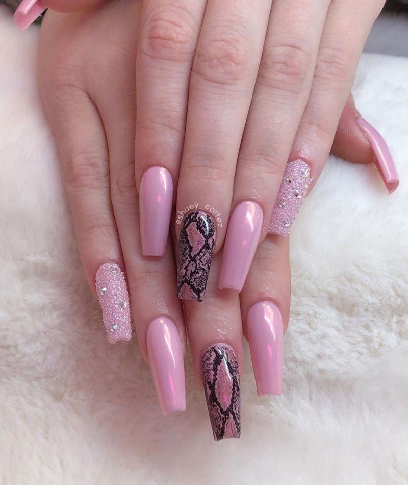 30 Pretty Snake Skin Nails You Will Love