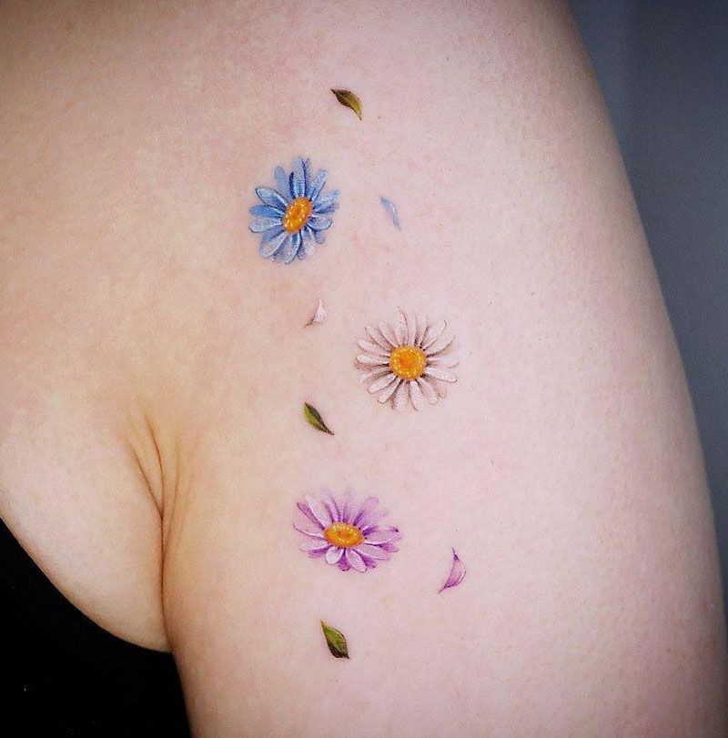 30 Pretty Daisy Tattoos You Will Love