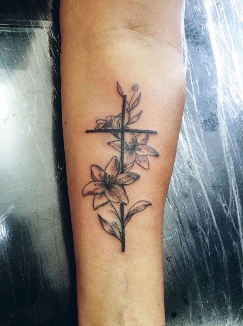 30 Pretty Cross Flower Tattoos to Inspire You