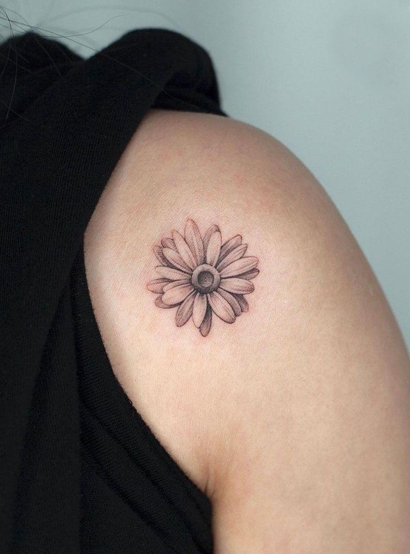 30 Pretty Daisy Tattoos You Will Love