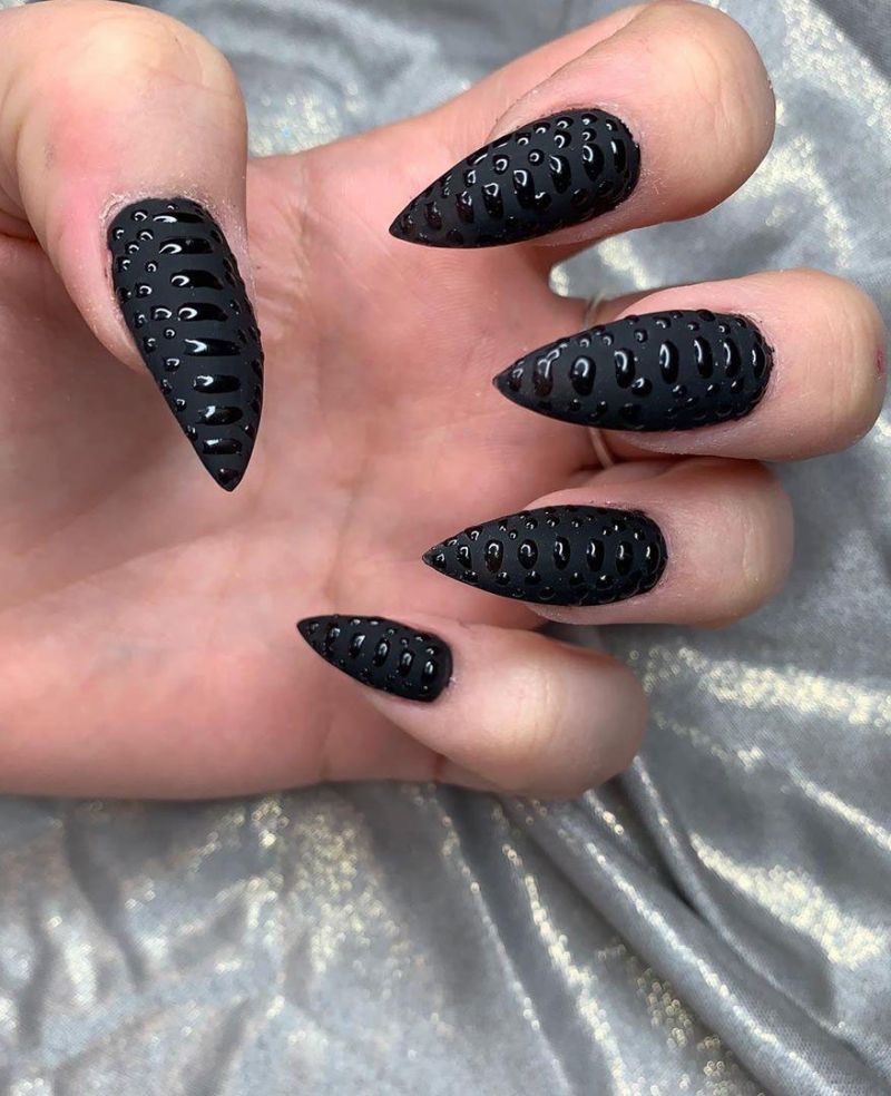 30 Pretty Snake Skin Nails You Will Love