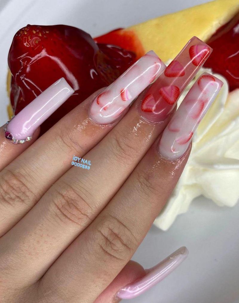 30 Trendy Strawberry Nails Make You Attractive