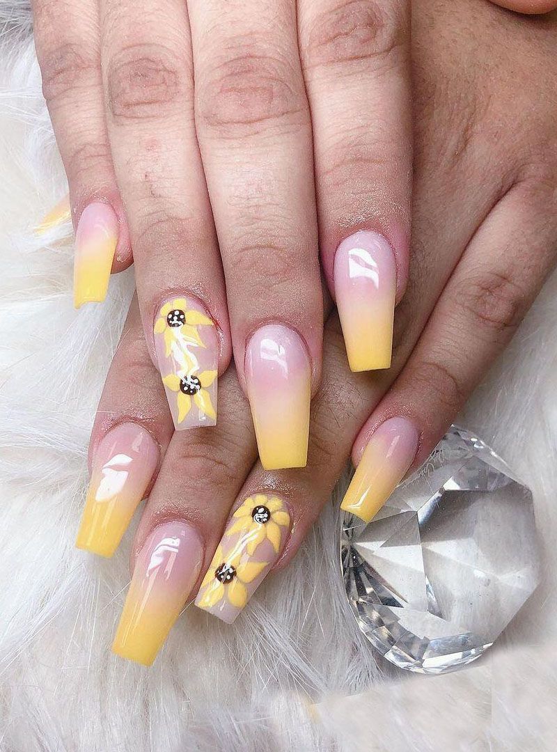 30 Trendy Yellow Ombre Nails You Must Love