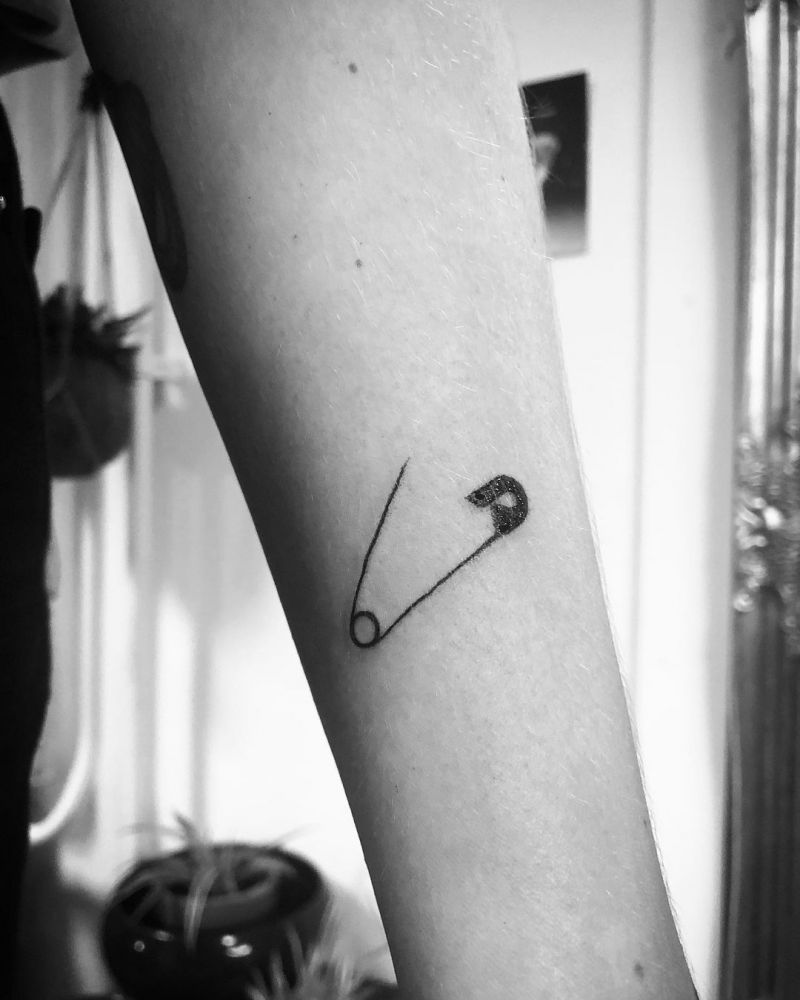 30 Pretty Pin Tattoos You Must Try