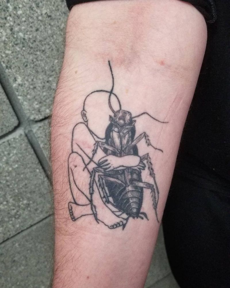 30 Pretty Cockroach Tattoos You Will Love