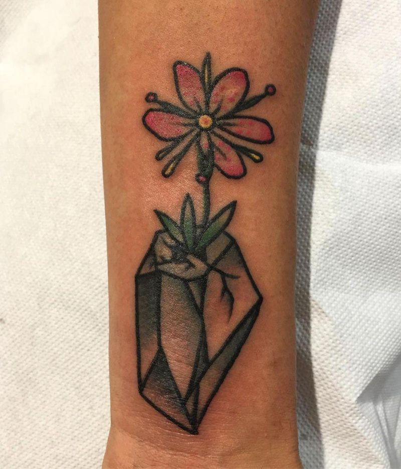 30 Elegant Stone Tattoos for Your Inspiration