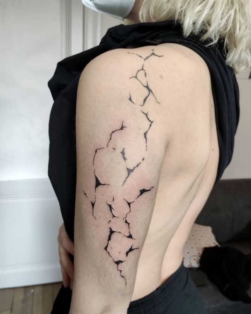 30 Unique Crack Tattoos to Inspire You