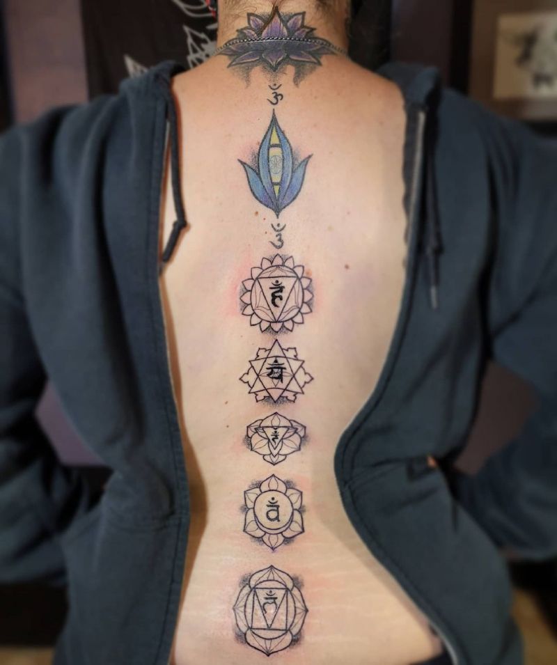 30 Pretty Chakra Tattoos You Need to Copy