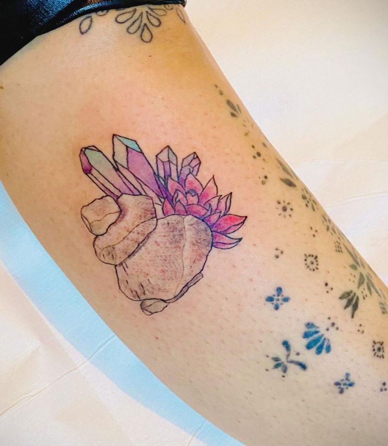 30 Elegant Stone Tattoos for Your Inspiration