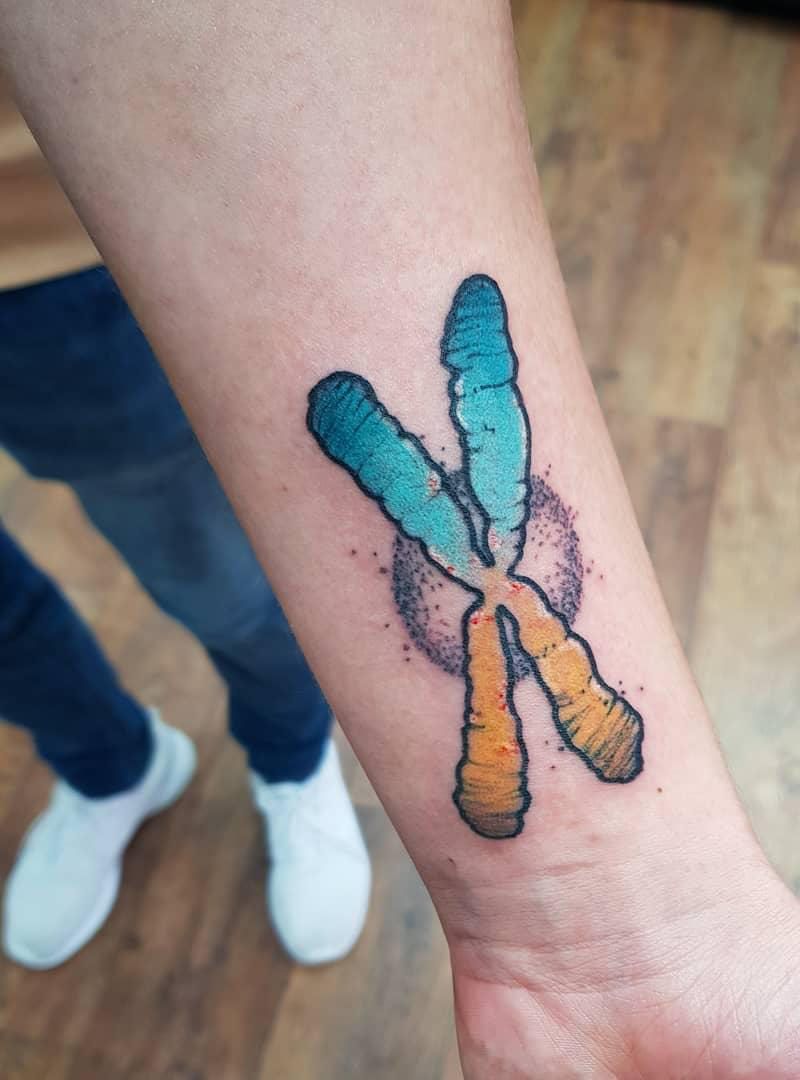 8 Pretty Chromosome Tattoos for Your Inspiration