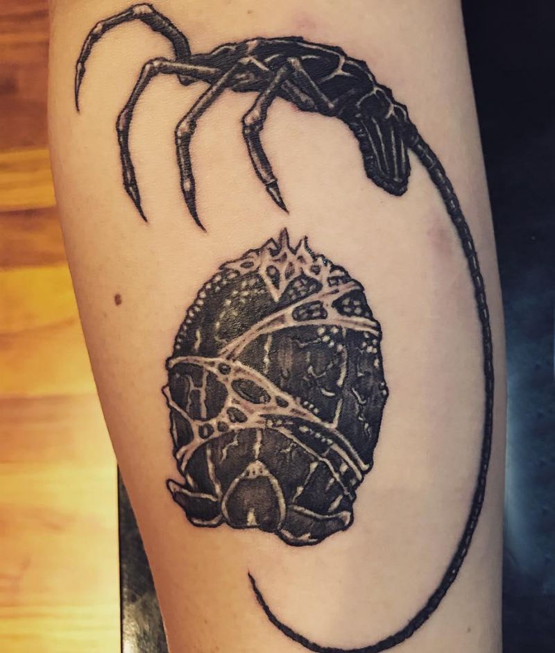 30 Unique Facehugger Tattoos for Your Inspiration