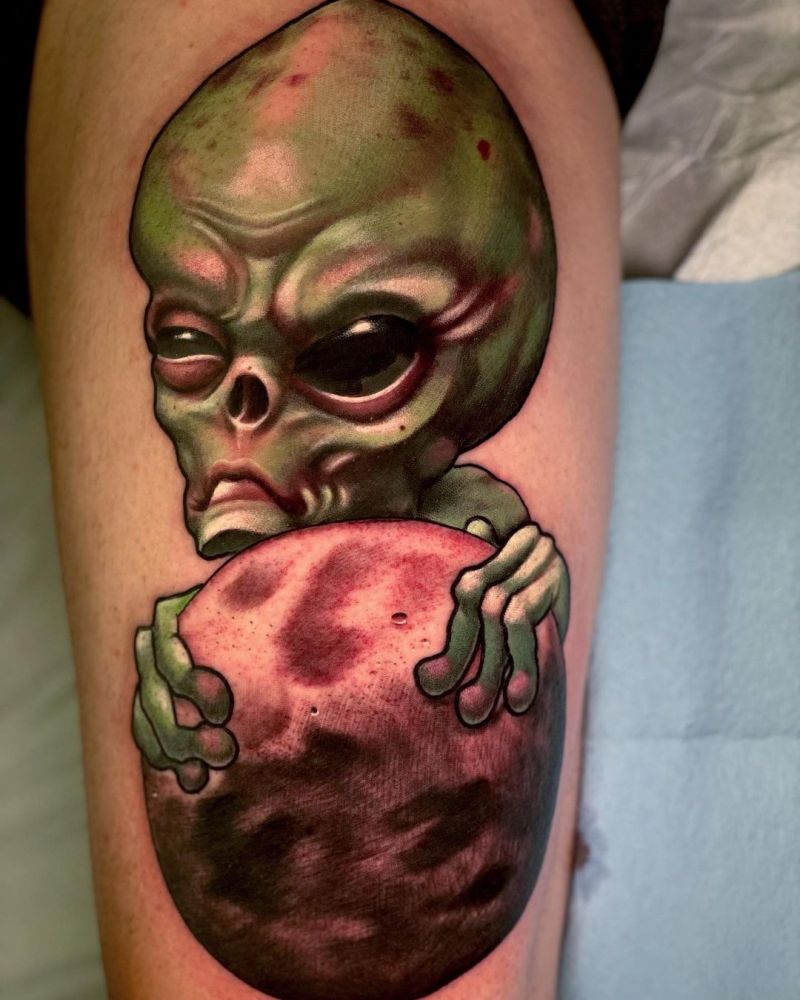 30 Unique Alien Tattoos You Can Copy