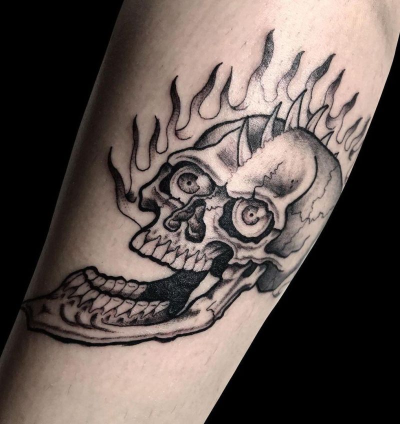 30 Pretty Burning Skull Tattoos to Inspire You