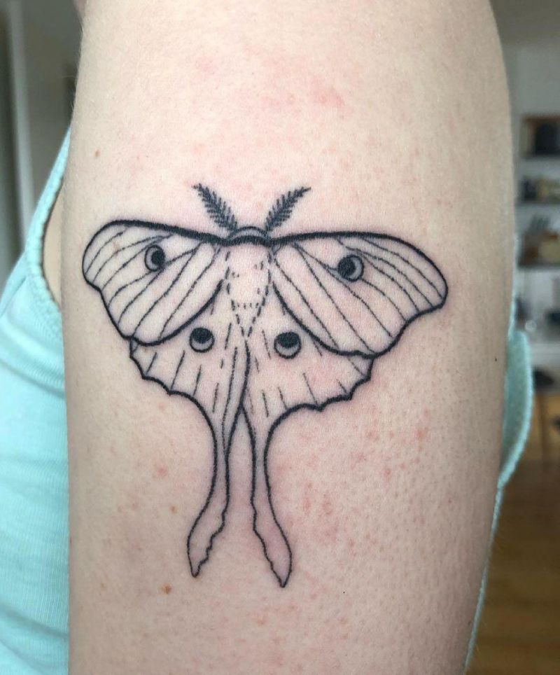 30 Pretty Luna Moth Tattoos to Inspire You