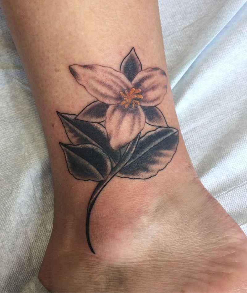 30 Pretty Trillium Tattoos You Can Copy