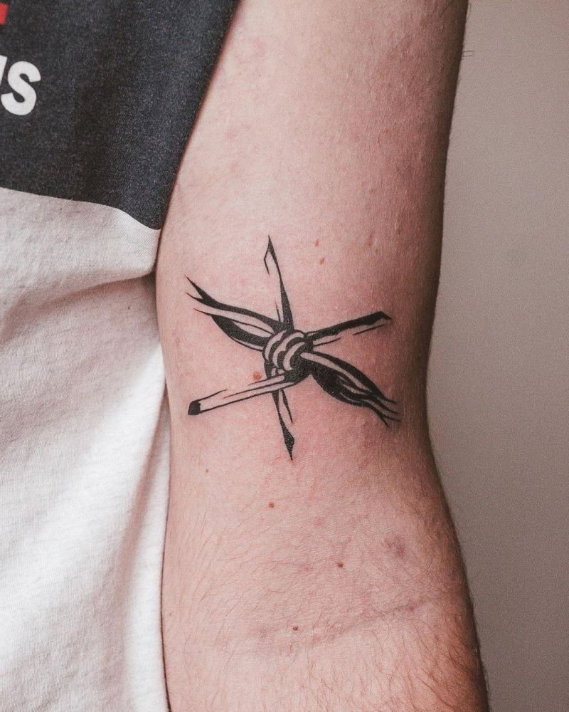 30 Pretty Barbed Wire Tattoos You Must Try