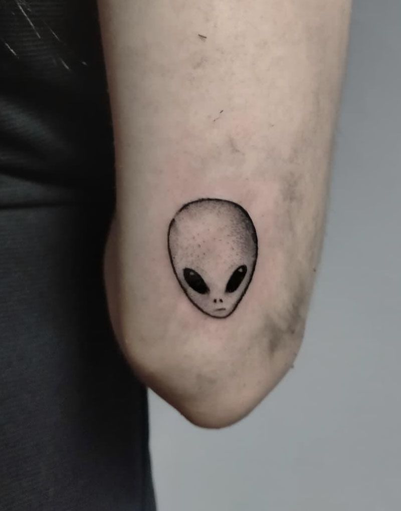 30 Unique Alien Tattoos You Can Copy