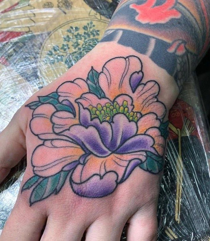 30 Pretty Hand Tattoos You Must Love