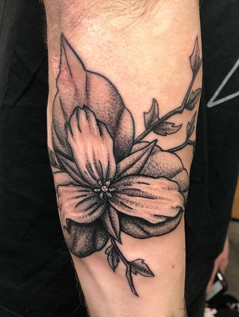 30 Pretty Trillium Tattoos You Can Copy