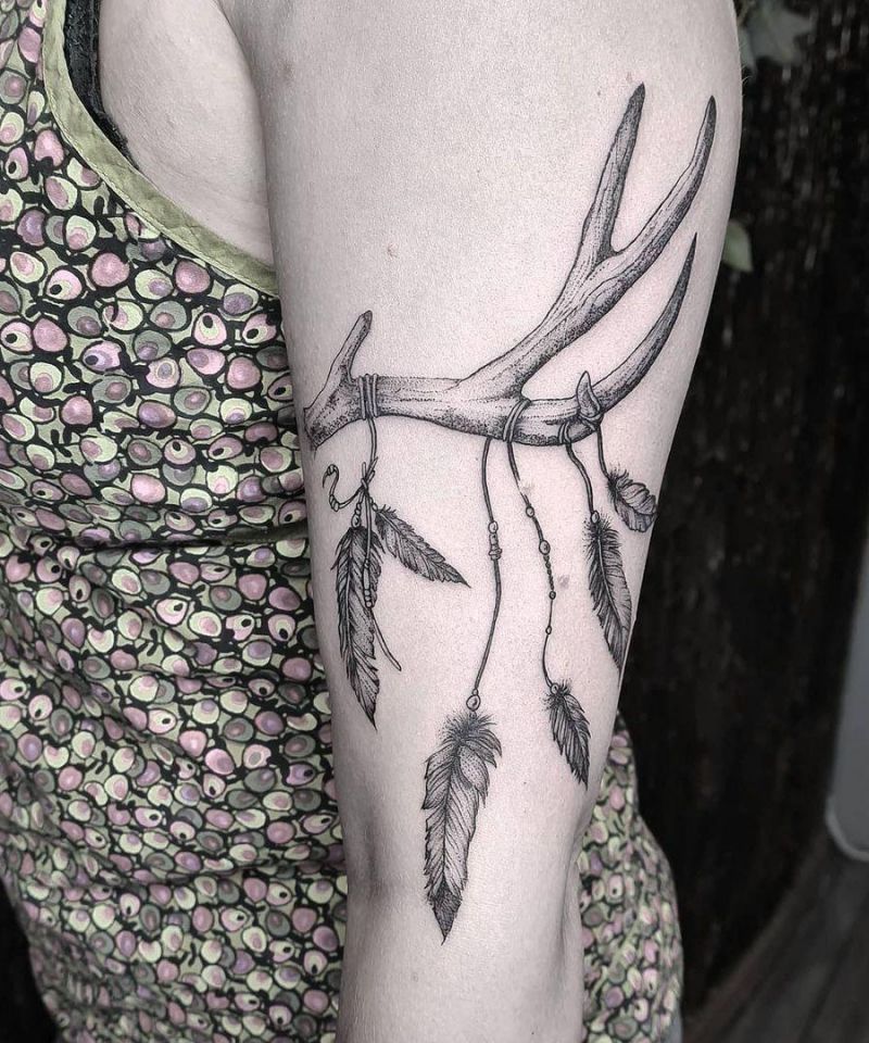 30 Pretty Antler Tattoos to Inspire You