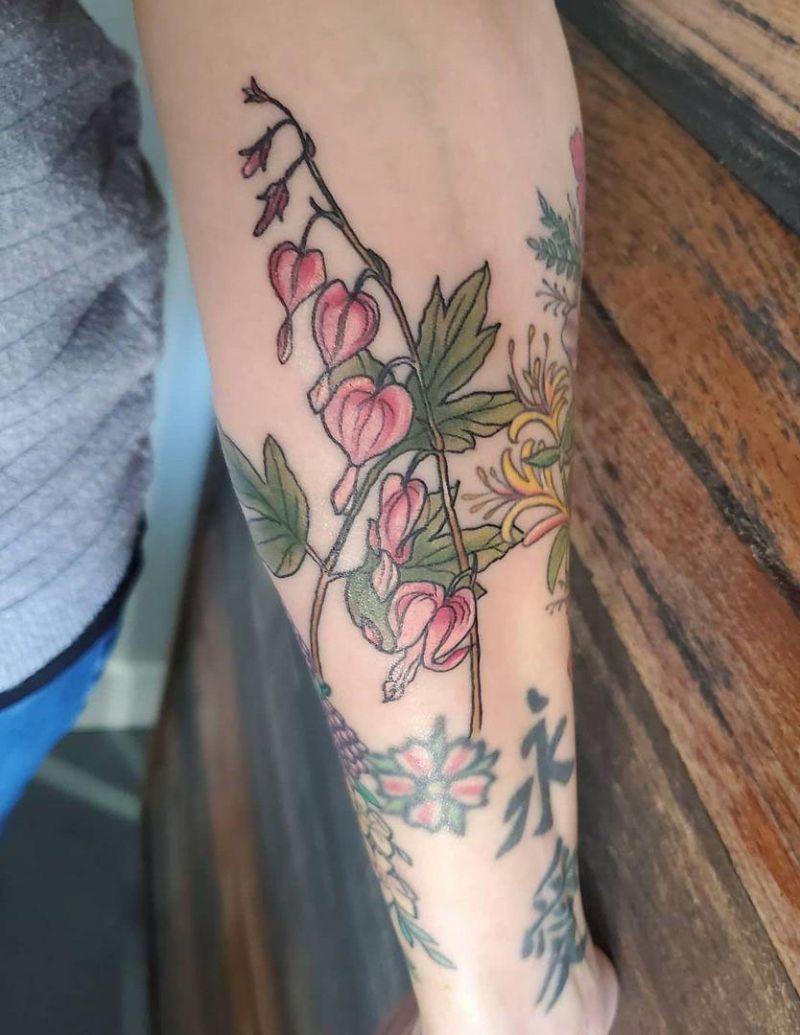 30 Pretty Bleeding Heart Tattoos You Must Try