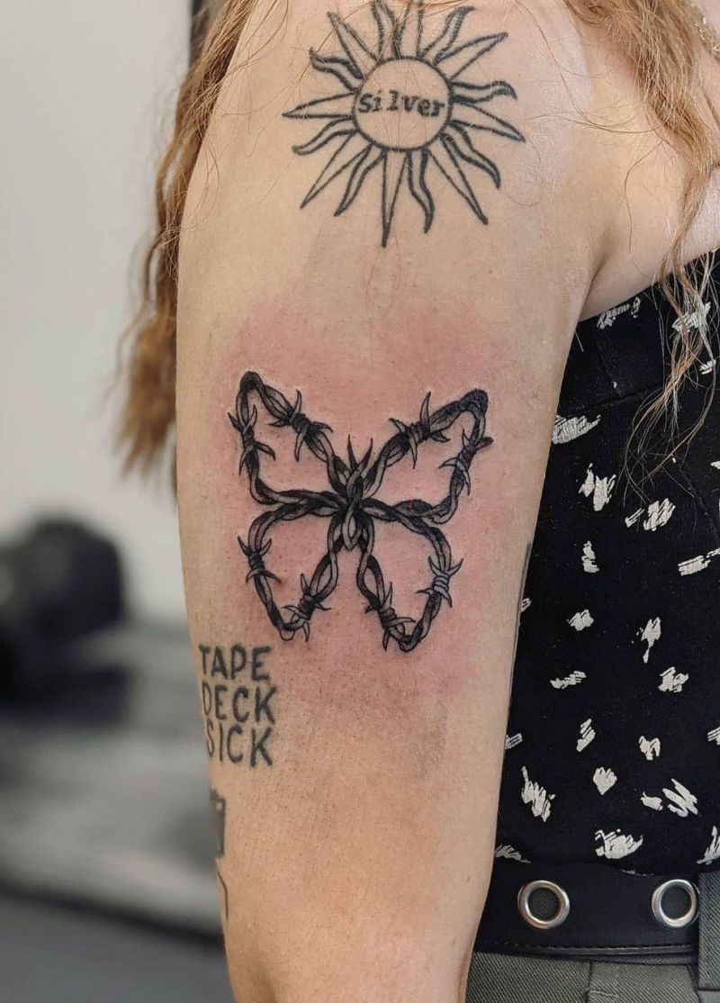 30 Pretty Barbed Wire Tattoos You Must Try