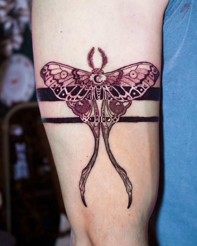 30 Pretty Luna Moth Tattoos to Inspire You